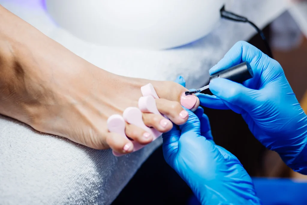 Pedicura Rusa con esmalte Permanente